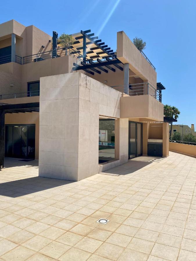 Janelas Do Oceano - Casa De Ferias T3 Vilamoura Extérieur photo